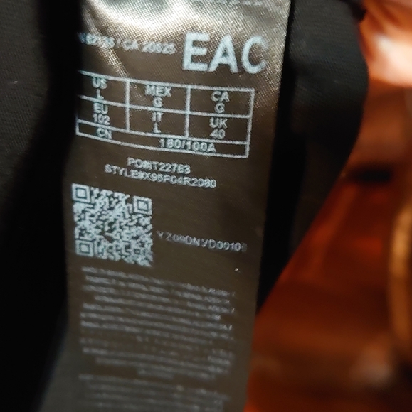 Guess men's large black t-shirt - Picture 10 of 12